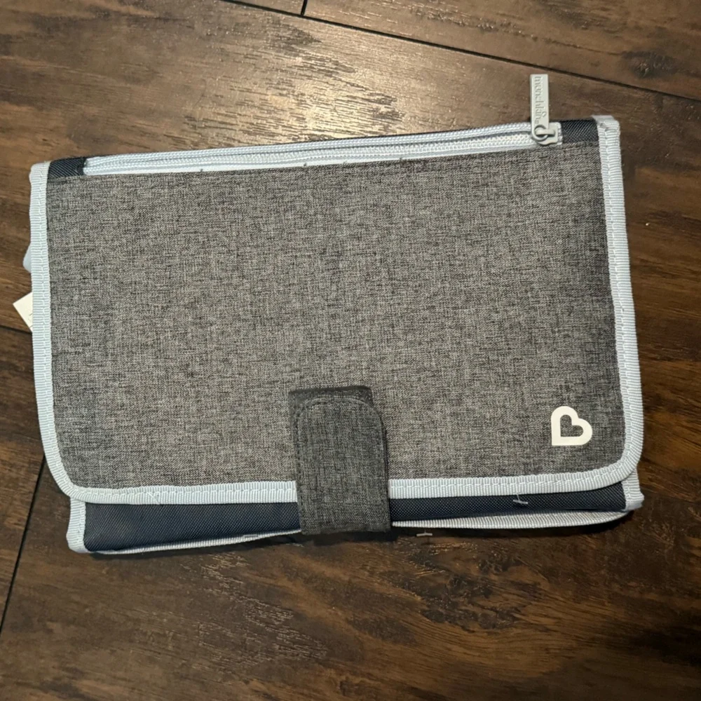 Munchkin Designer Diaper Change Kit